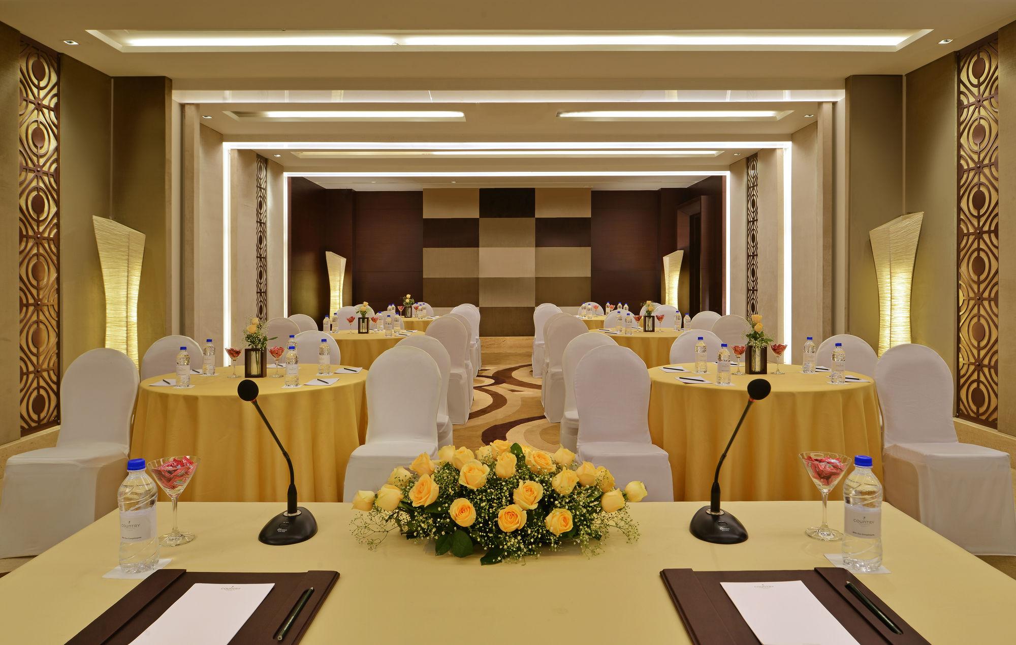 Country Inn & Suites By Radisson, Bengaluru Hebbal Road Екстер'єр фото