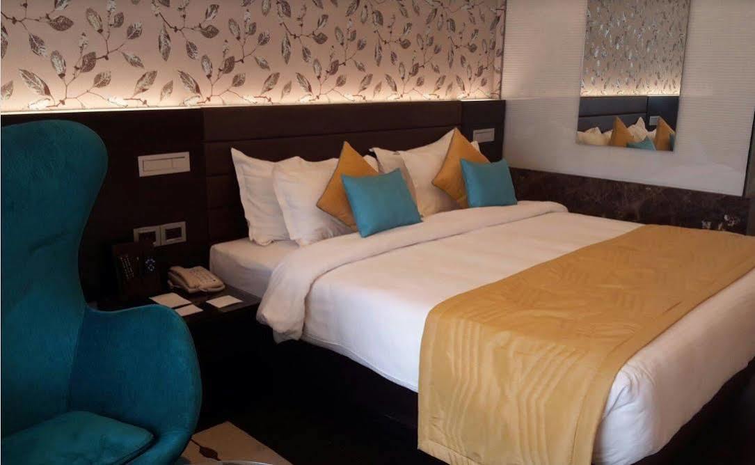 Country Inn & Suites By Radisson, Bengaluru Hebbal Road Екстер'єр фото